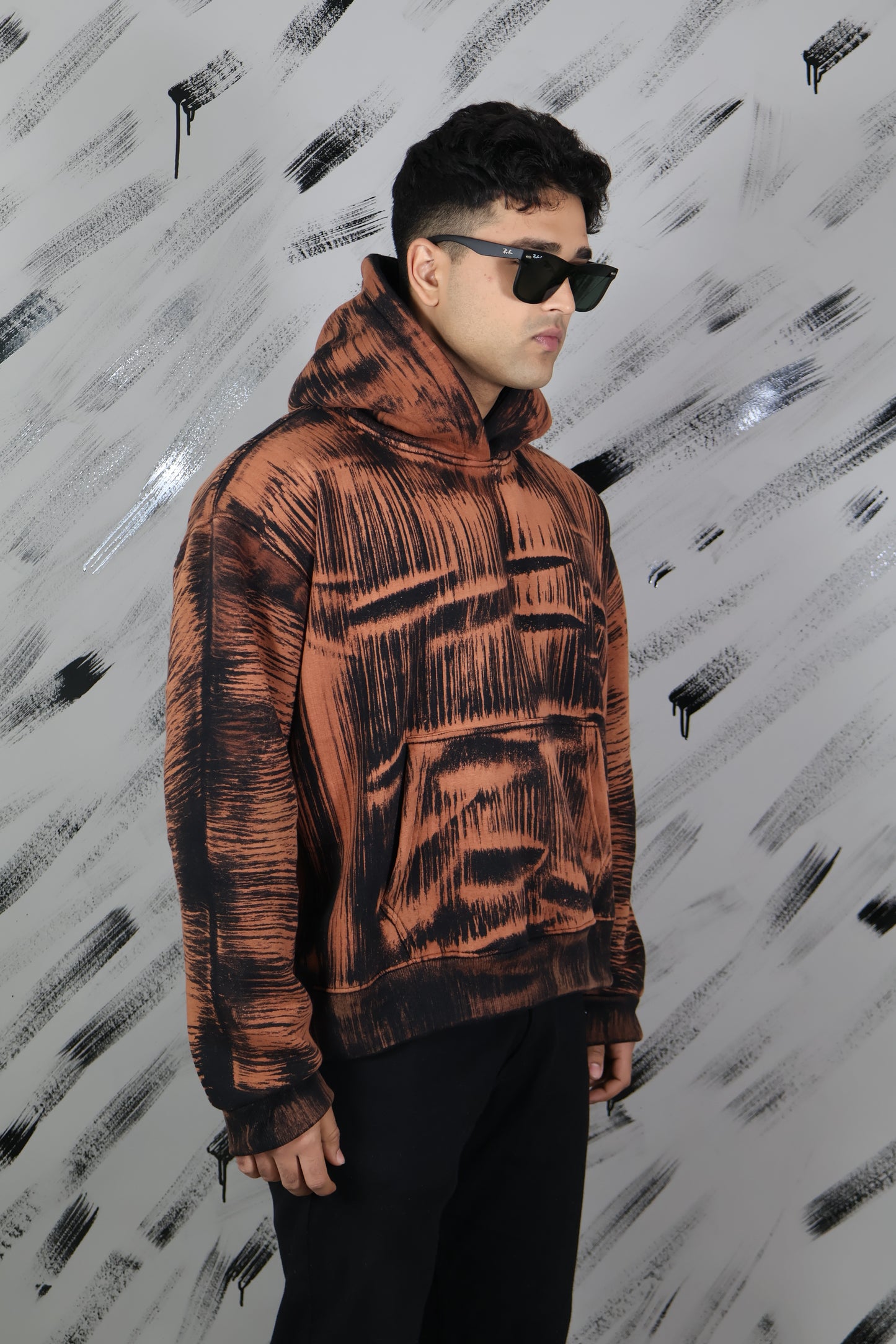 acid-destroyed-hoodie-black