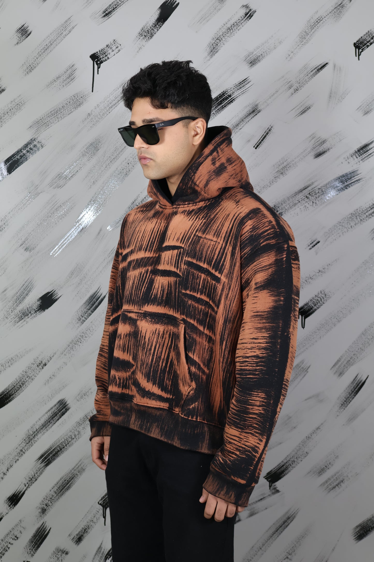 acid-destroyed-hoodie-black