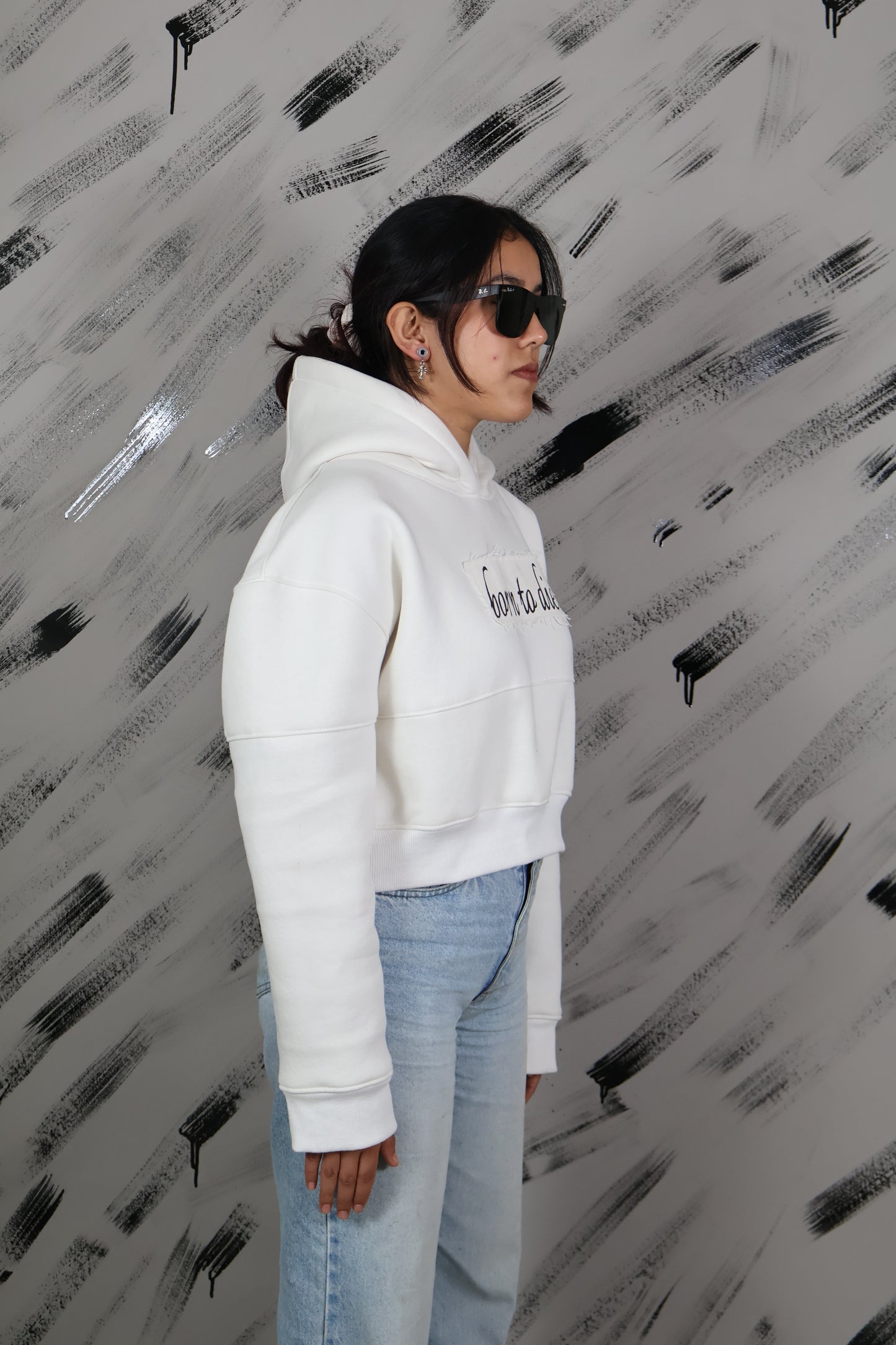 Lana-Del-Rey-black-patch-hoodie-white