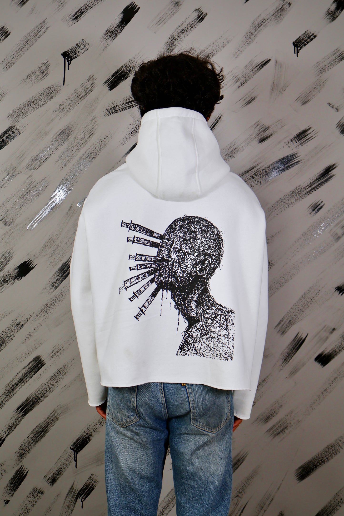 manipluation-hoodie-white