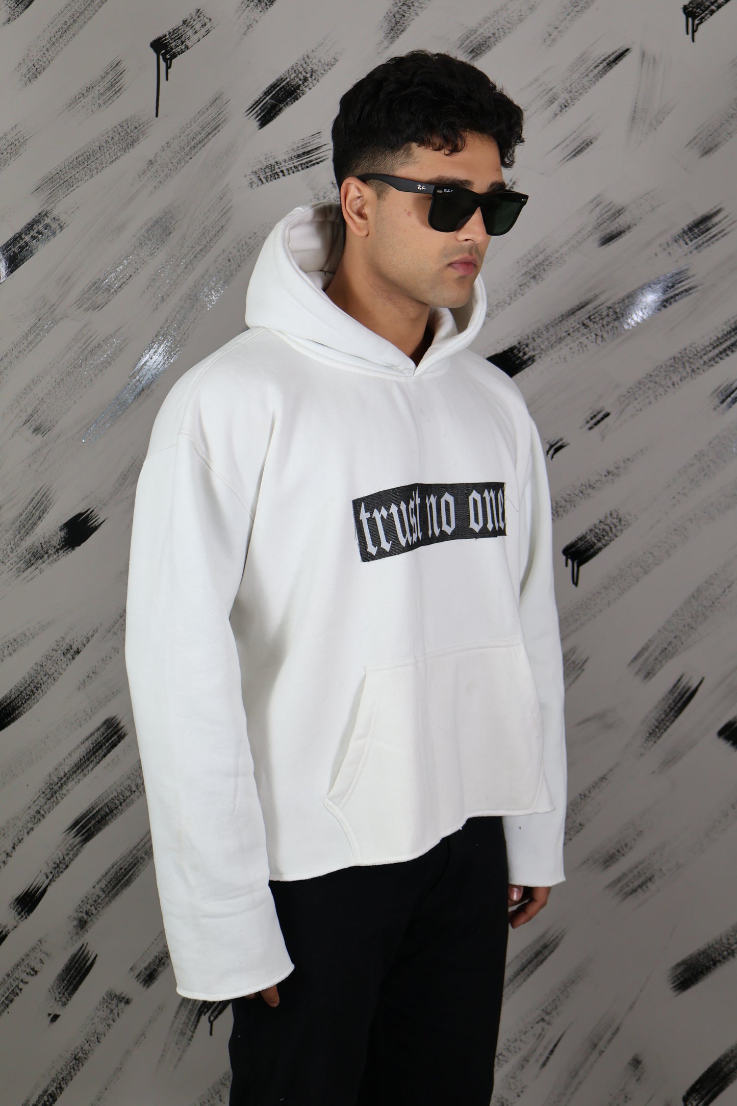 illuminate-patch-white