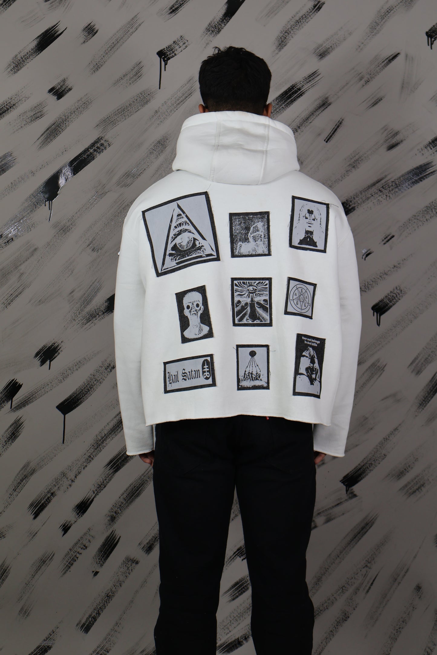 illuminate-patch-white