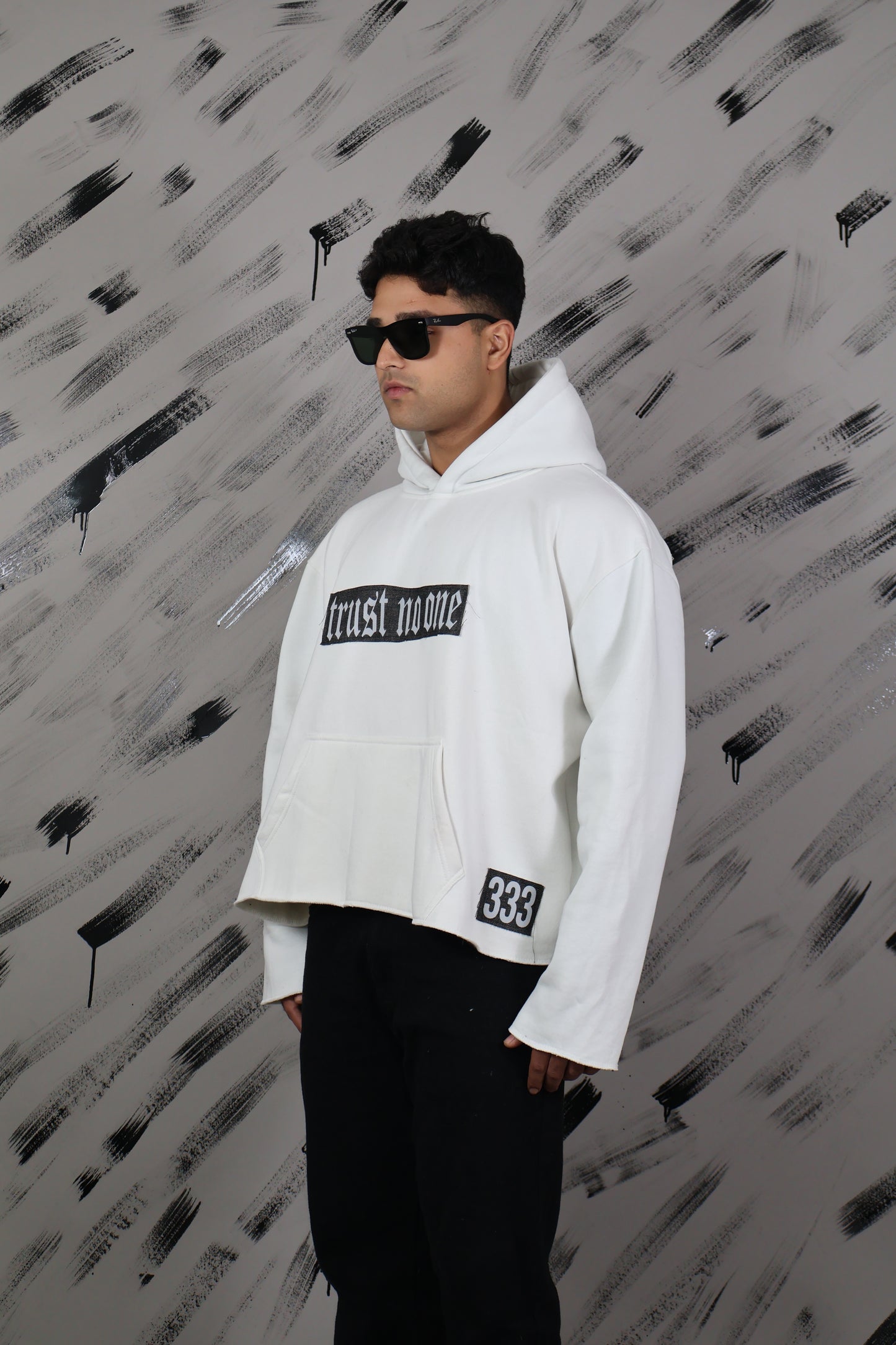 illuminate-patch-white