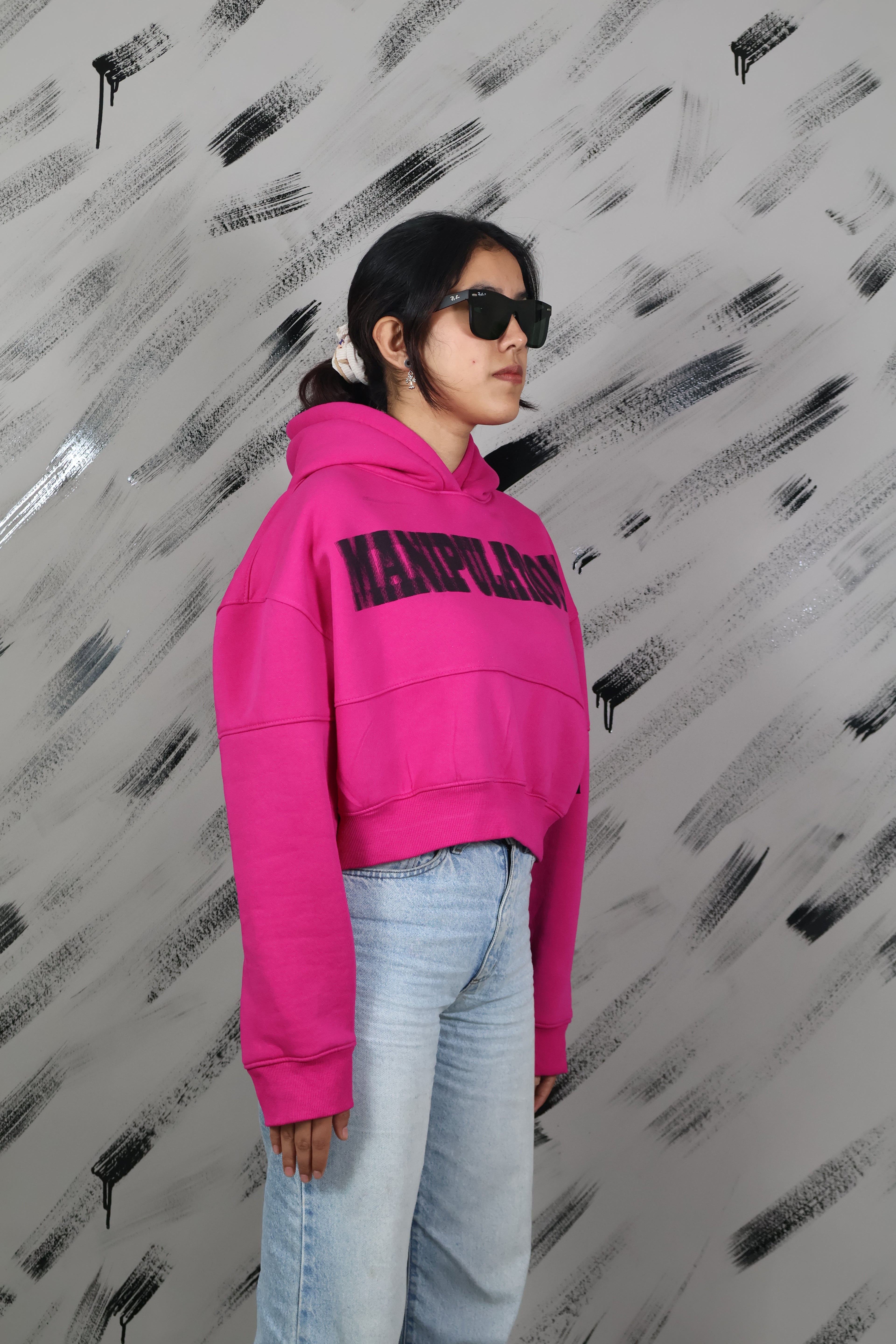 Manipulation-hoodie-pink-women