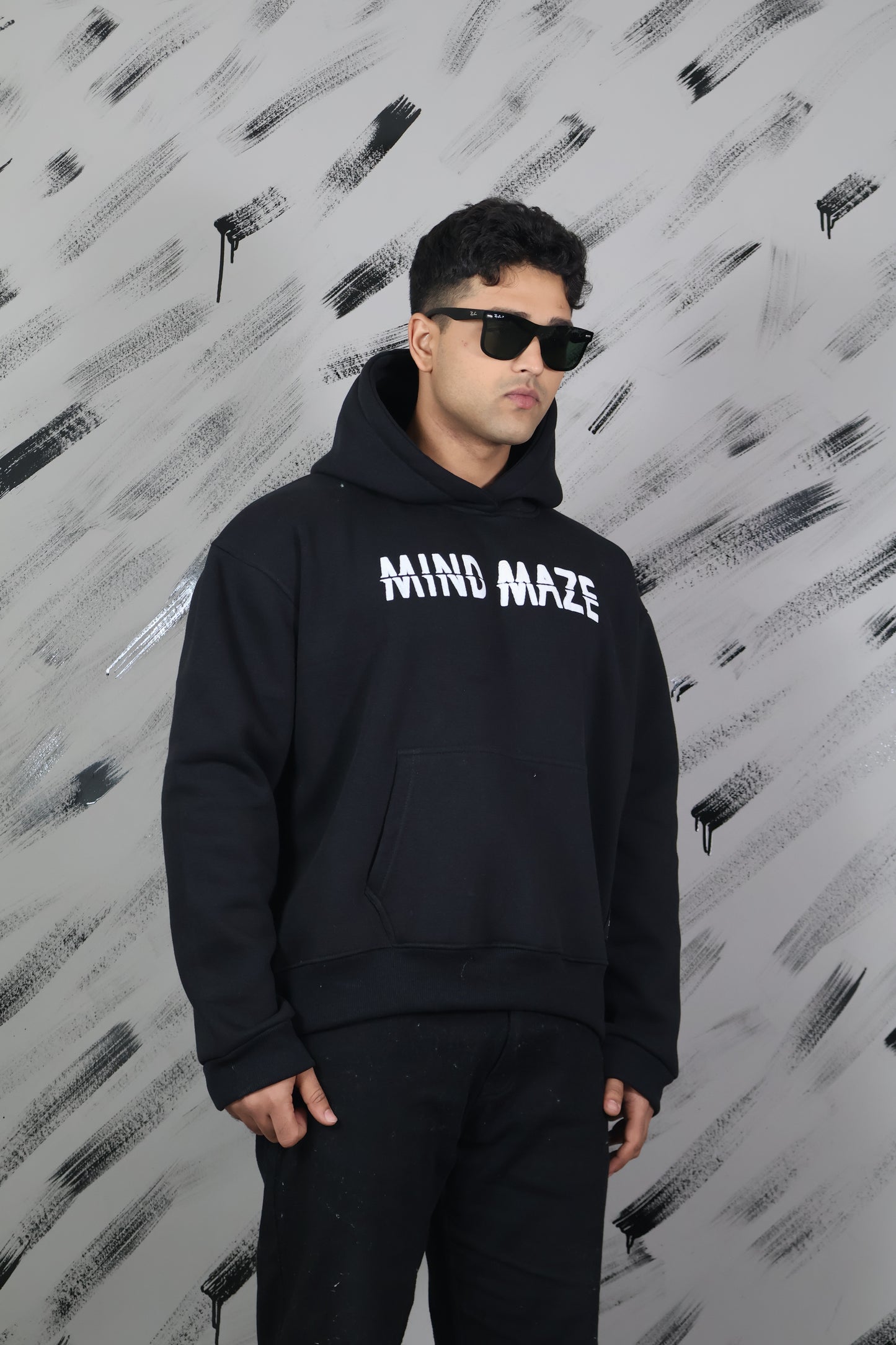mind-maze-hoodie-black