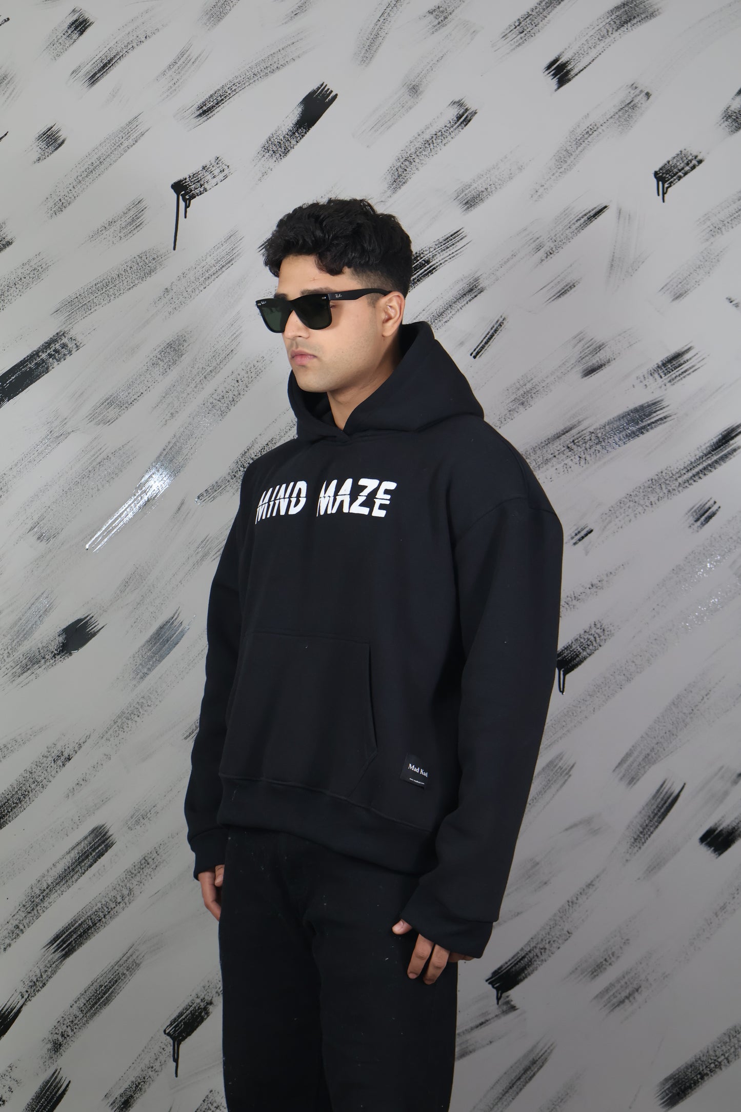 mind-maze-hoodie-black