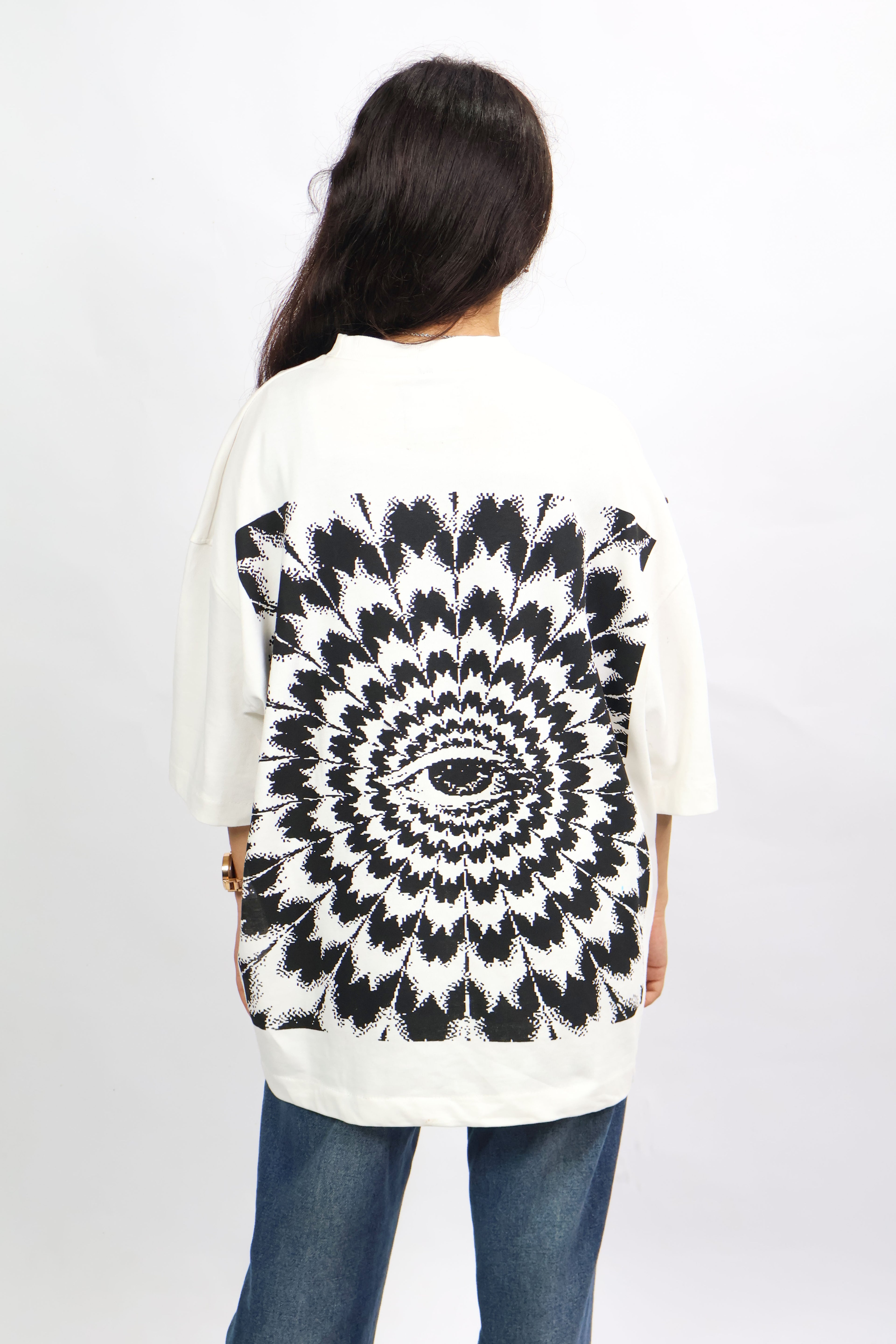Illusion eye t-shirt unisexual
